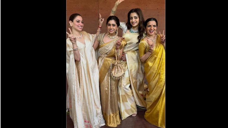 ತ್ರಿಶಾ ಹಗ್ ಮಾಡಿದ ಆರತಿ ರವಿ! ವೈರಲ್ ಫೋಟೋ ನೋಡಿ ನೆಟ್ಟಿಗರಿಗೆ ಶಾಕ್